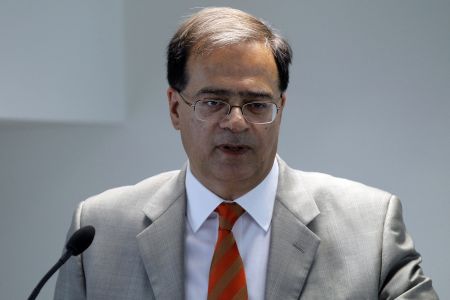 Γκίκας Χαρδούβελης: «Έχουμε μπροστά μας έναν μαραθώνιο»