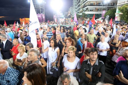 ΣΥΡΙΖΑ:Μετά τη ΔΕΗ εξόρμηση στις παραλίες για τον αιγιαλό