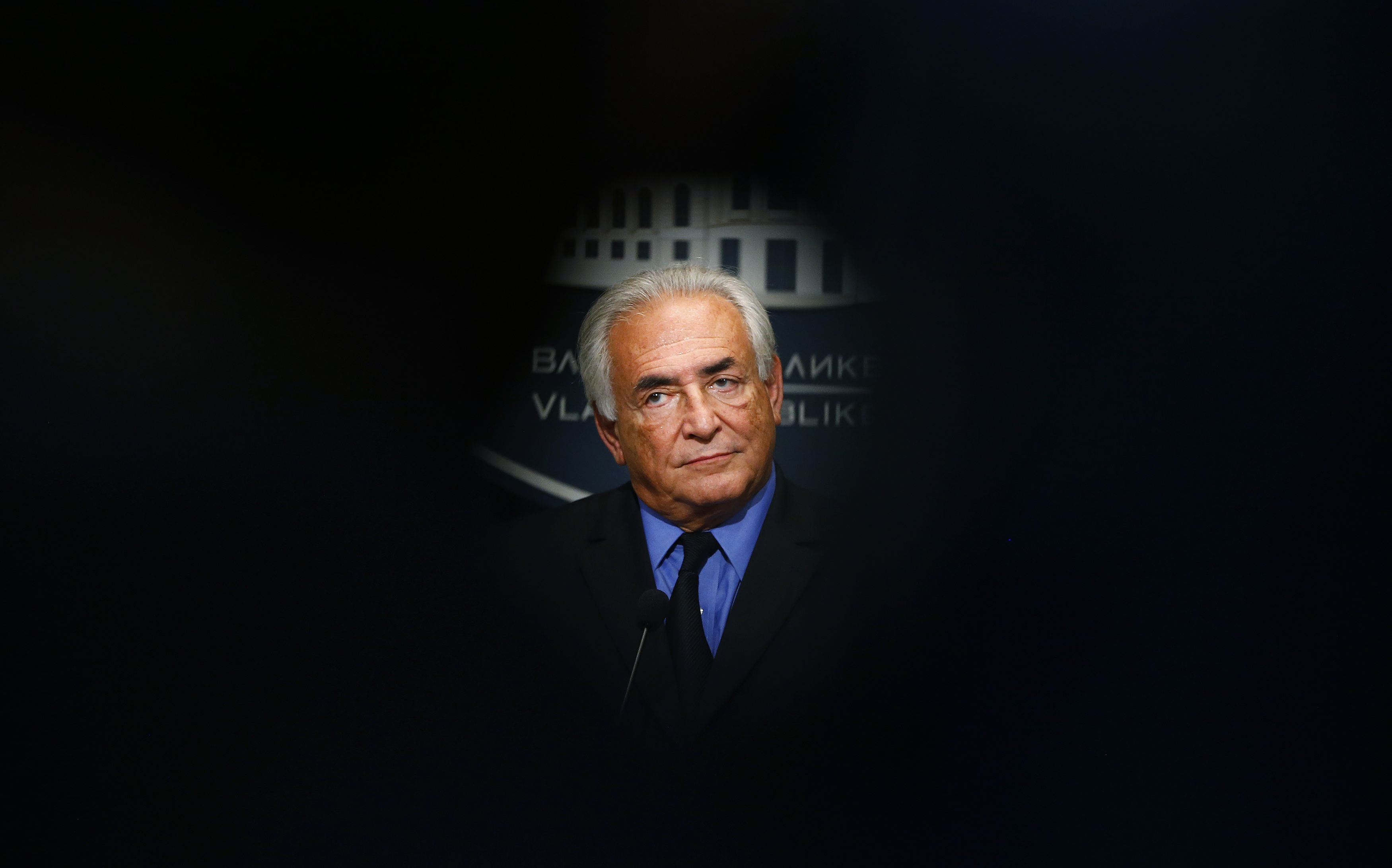 WSJ: Αποκαλύψεις για την αυτοκτονία συνεργάτη του Στρος-Καν