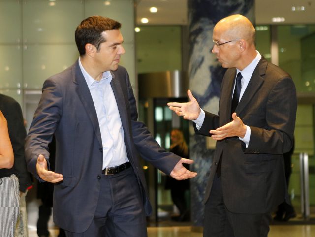 Η υπόγεια επικοινωνία Τσίπρα-Μέρκελ