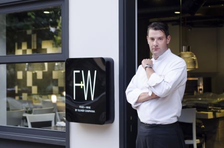 Κρασί και εκλεκτά εδέσματα