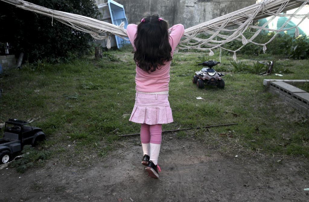 Στη 20η θέση της λίστας των χωρών με τα πιο δυστυχισμένα παιδιά η Ελλάδα