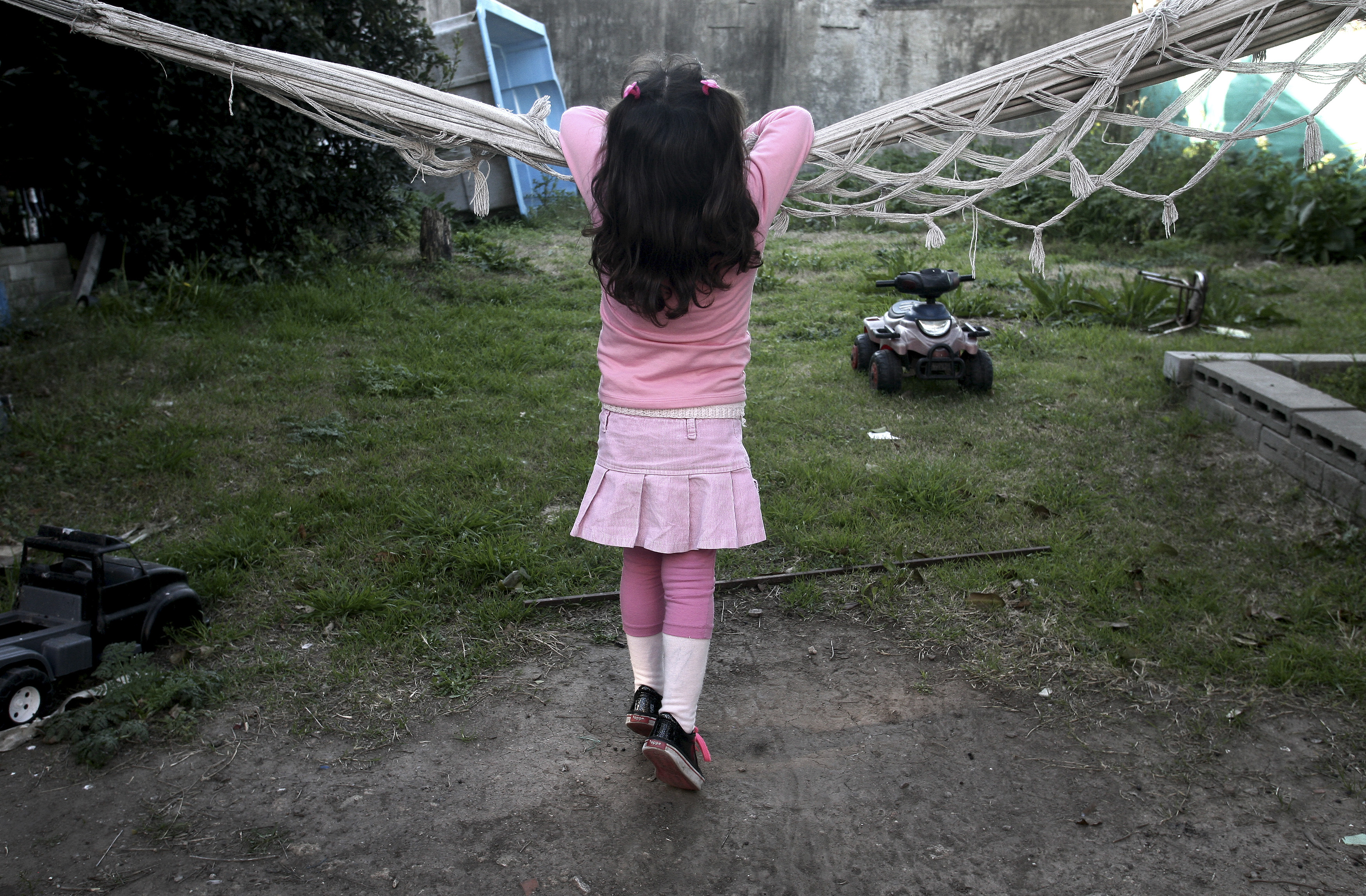Στη 20η θέση της λίστας των χωρών με τα πιο δυστυχισμένα παιδιά η Ελλάδα