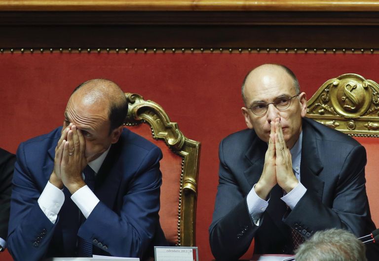 Παραιτούνται οι υπουργοί του Μπερλουσκόνι από την κυβέρνηση Λέτα | tovima.gr