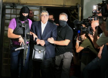 Ψάχνουν μέλη της Χρυσής Αυγής για αρχαιοκαπηλία