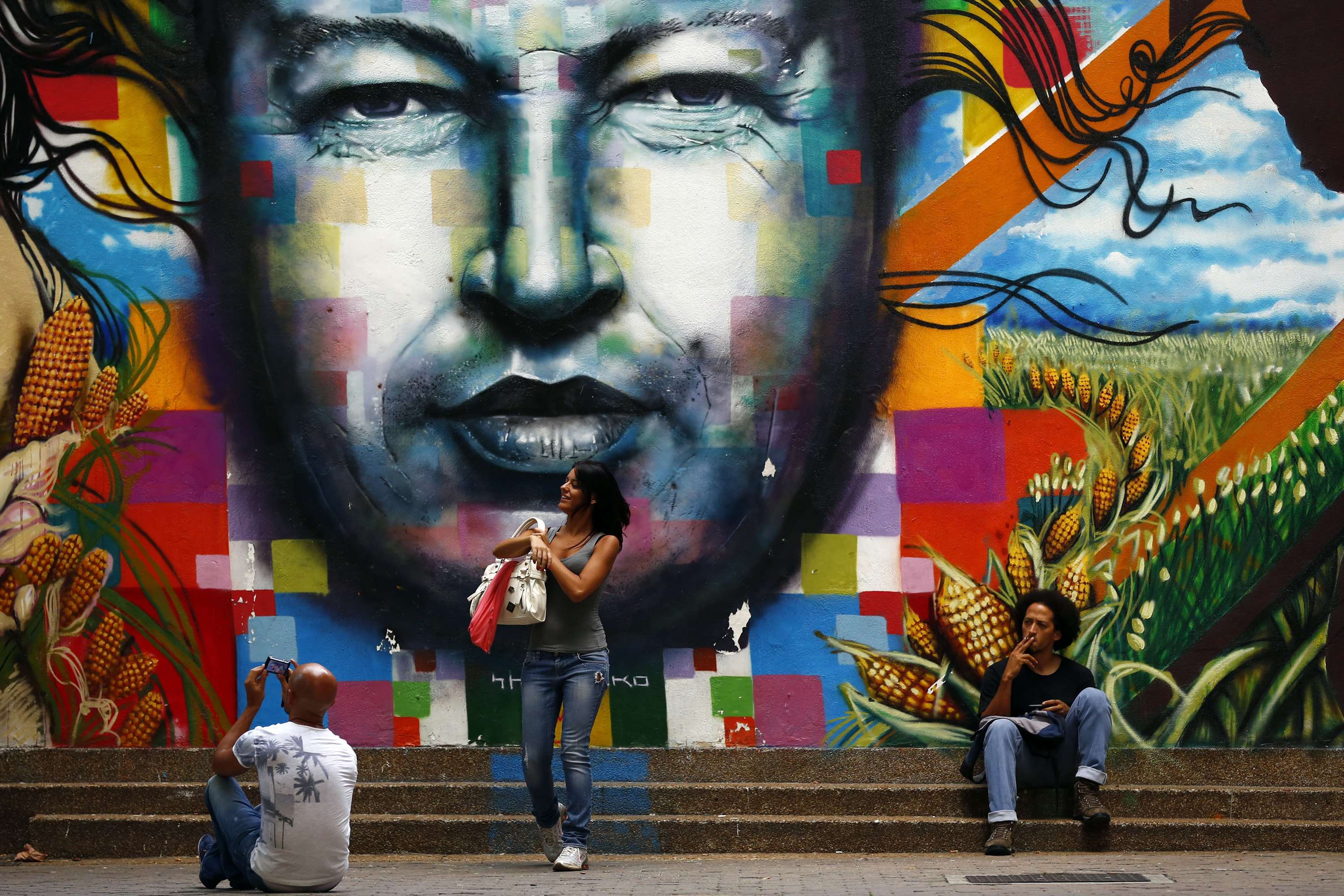 «Yφυπουργείο ύψιστης κοινωνικής ευτυχίας» στη Βενεζουέλα