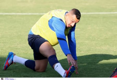 Με την ομάδα U21 της Φούλαμ έκανε ντεμπούτο ο Μήτρογλου