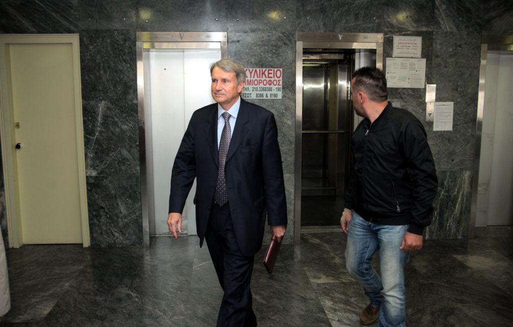 Στον εισαγγελέα, με τη βοήθεια Ράιχενμπαχ, 427 υποθέσεις ξεπλύματος και φοροδιαφυγής