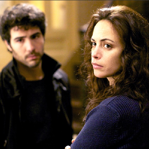 Κοιτώντας πίσω, χάνεις το μπροστά