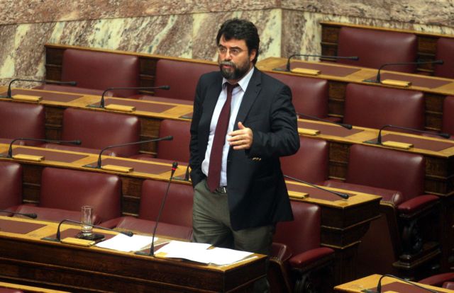 Ανεξαρτητοποιήθηκε από τη ΔΗΜΑΡ ο βουλευτής Βασίλης Οικονόμου