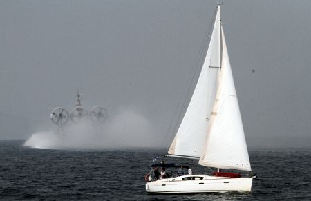 Ζάκυνθος: Πυρκαγιά κατάστρεψε ολοσχερώς ιστιοπλοϊκό