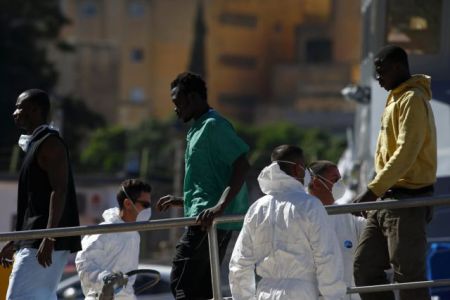 Νεκροί και αγνοούμενοι σε νέο ναυάγιο ανοικτά της Λιβύης