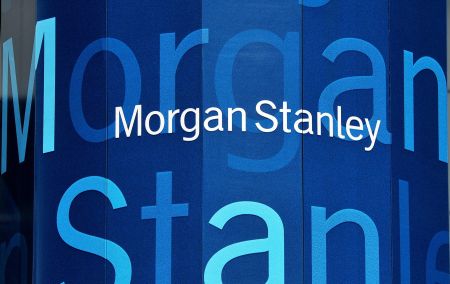 Morgan Stanley: Παράθυρο για ένταξη των ομολόγων στο QE