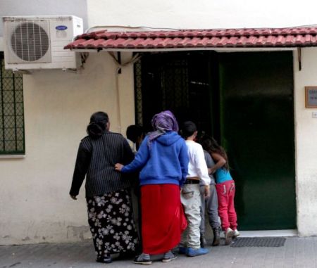 Έρχονται τα «ΚΕΠ των φτωχών και αδυνάτων» στους δήμους