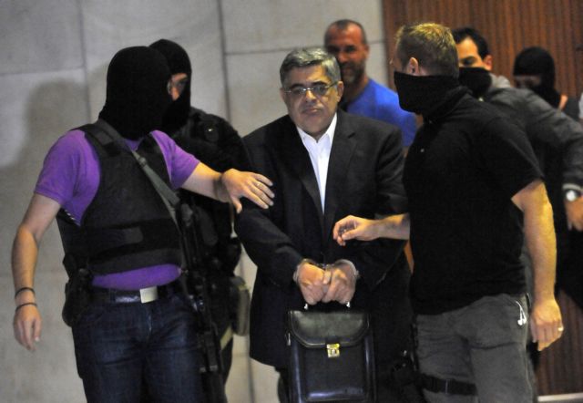 Πολιτικές επιπλοκές από την προφυλακισμένη  Χρυσή Αυγή