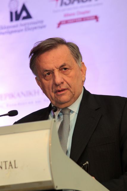 «Πακέτο» με τα δάνεια και οι συγχωνεύσεις