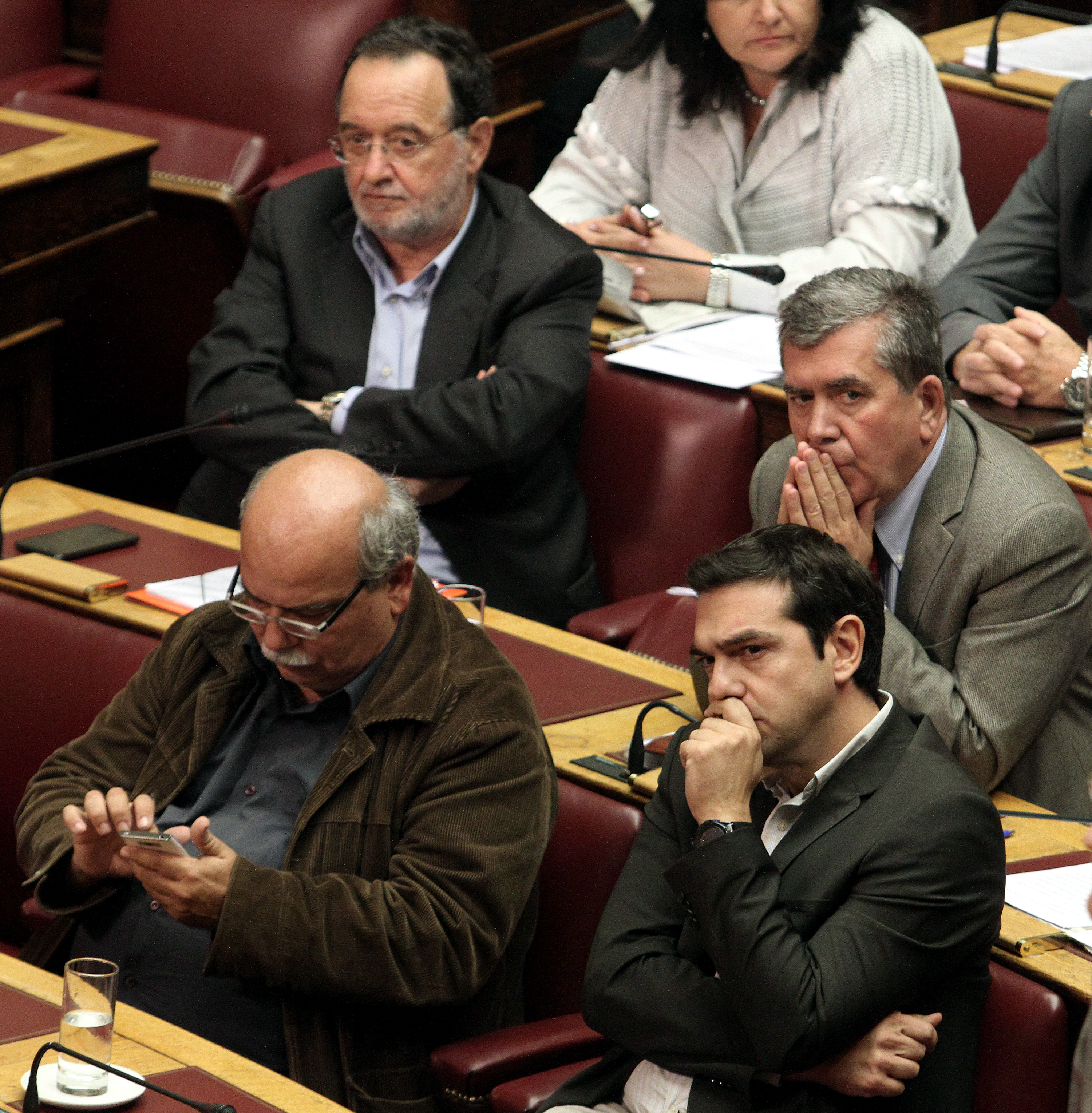 Κυρίαρχο θέμα στην ΚΟ του ΣΥΡΙΖΑ η ασυλία των βουλευτών ΧΑ