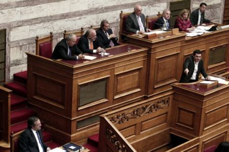 Προβάδισμα 3 μονάδων για τον ΣΥΡΙΖΑ σε νέα δημοσκόπηση