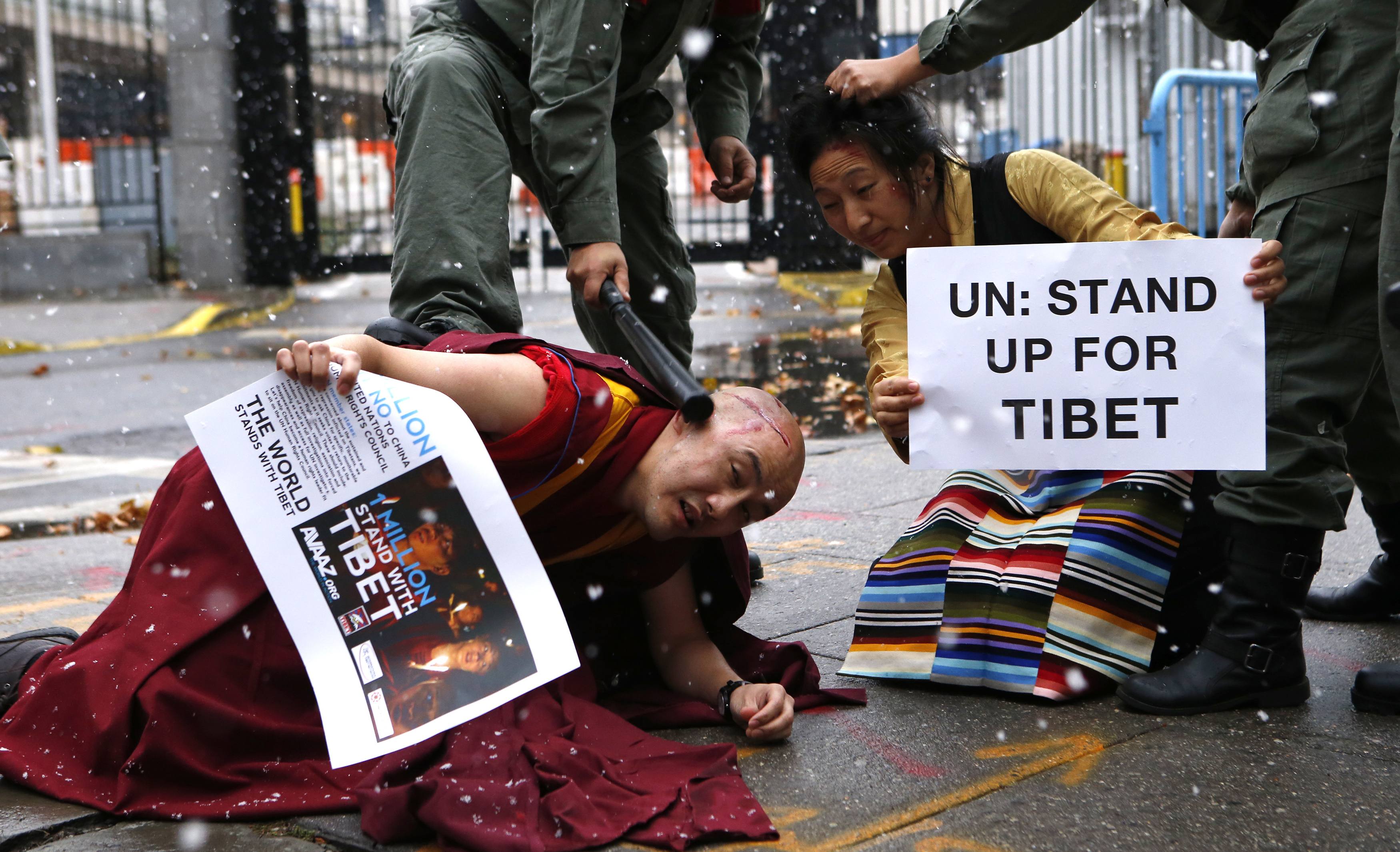 Η ισπανική δικαιοσύνη κατά ηγετών της Κίνας για δολοφονίες στο Θιβέτ