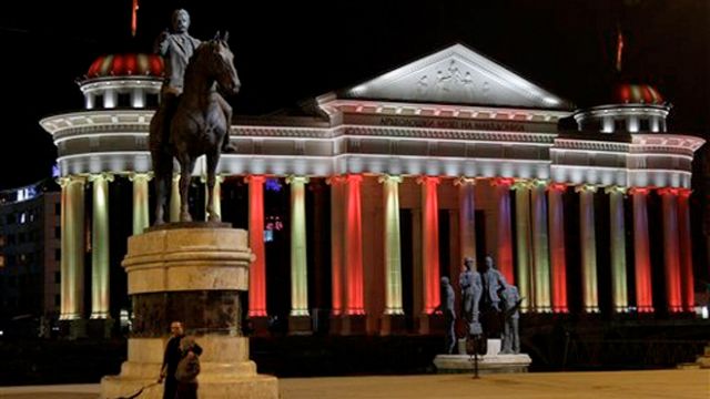 Spiegel: τα Σκόπια είναι η ευρωπαϊκή πρωτεύουσα του κιτς