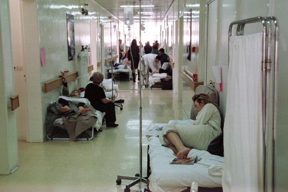 ΕΙΝΑΠ: Δραματική η κατάσταση στα νοσοκομεία εξαιτίας των περικοπών