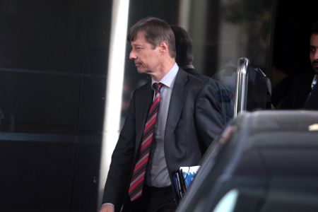 Κομισιόν: Παραμένει για την ώρα ο Ματίας Μορς στην τρόικα