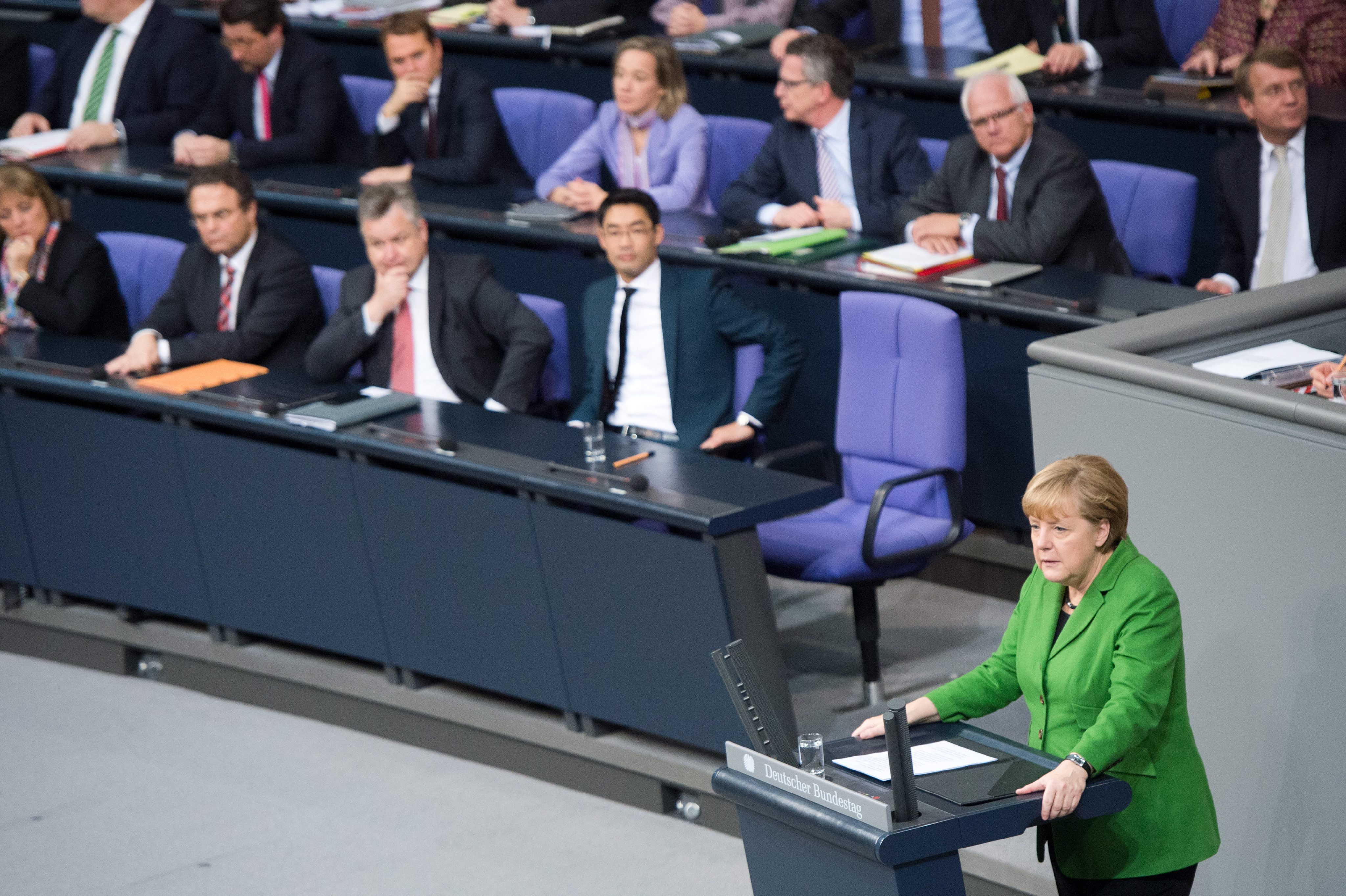 Bundestag: Η θέση της Ελλάδας είναι στην ευρωζώνη, επιμένει η Μέρκελ
