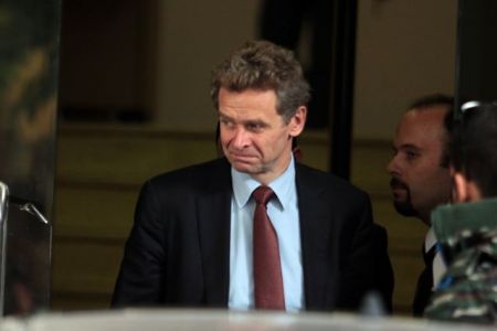 «Οχι» από την τρόικα στις 100 δόσεις για Εφορία – Ταμεία