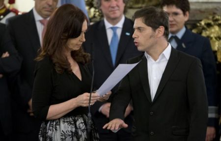 «Λέσχη του Παρισιού» καλεί Αργεντινή σε διαπραγμάτευση για το χρέος