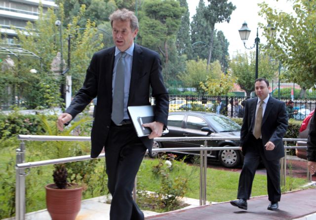 Πώς θα φύγει το ΔΝΤ από την Ελλάδα