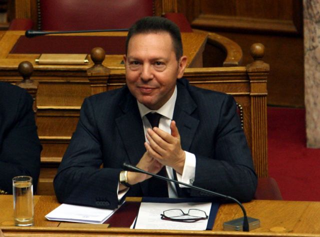 Stournaras refuses to believe that the Greek people are «overtaxed»!