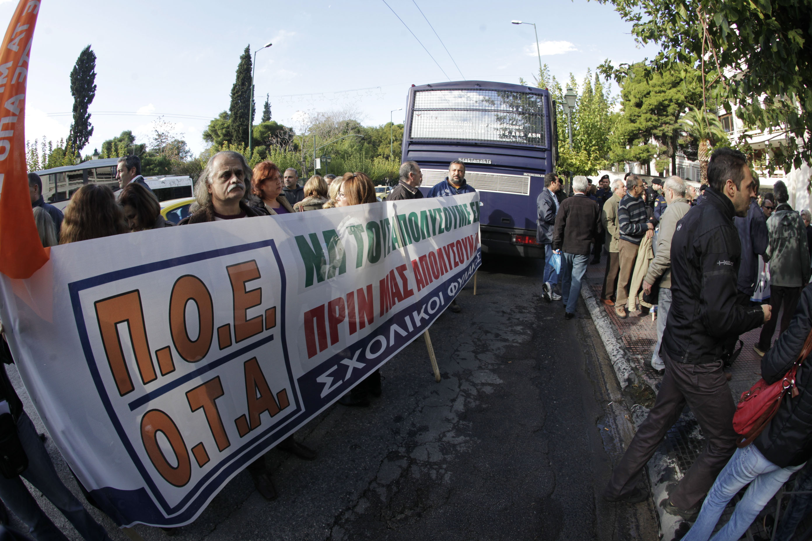 Κινητοποιήσεις κατά της αξιολόγησης από την ΠΟΕ-ΟΤΑ