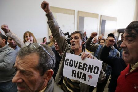 Πορτογαλία: Ακυρώνει 2η φορά μέτρα λιτότητας το Συνταγματικό Δικαστήριο