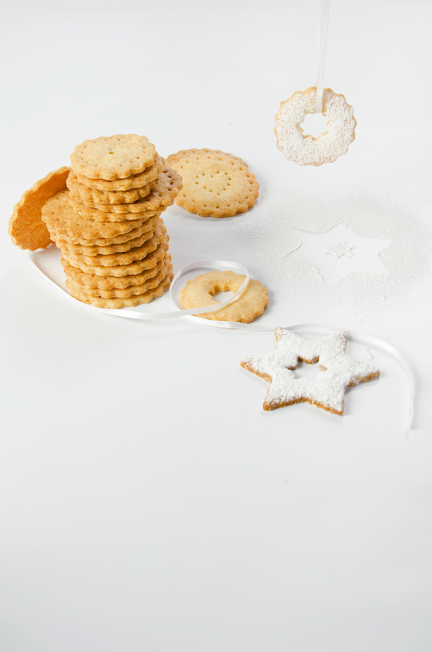 Μπισκότα µε λεµόνι και αµύγδαλα