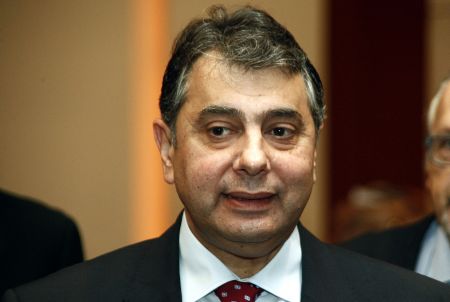 Β.Κορκίδης: H ύφεση θα μας ταλαιπωρεί και το 2014