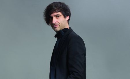 Αλέξανδρος Αβρανάς: «Φτάνει πια με τις ταμπέλες»