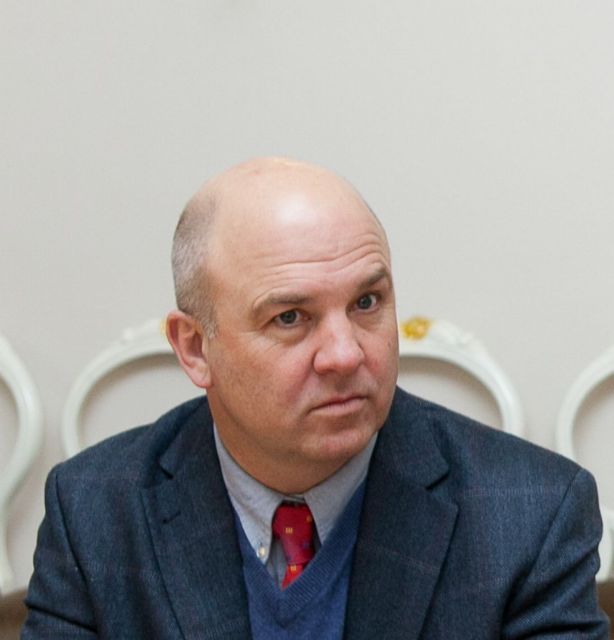 Μουϊζνιεκς: «Σκληρό πλήγμα στην πολυφωνία τυχόν κλείσιμο του ΔΟΛ»