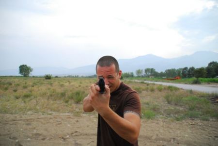 Καλούν ξανά σε απολογία τον Κασιδιάρη για τα όπλα