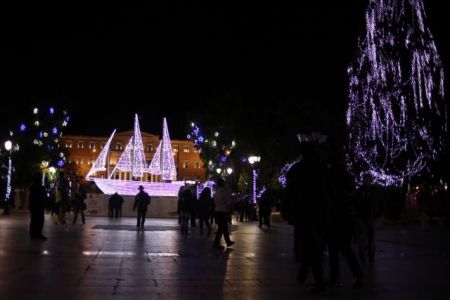 Χριστούγεννα και Πρωτοχρονιά σε 58 γειτονιές της Αθήνας