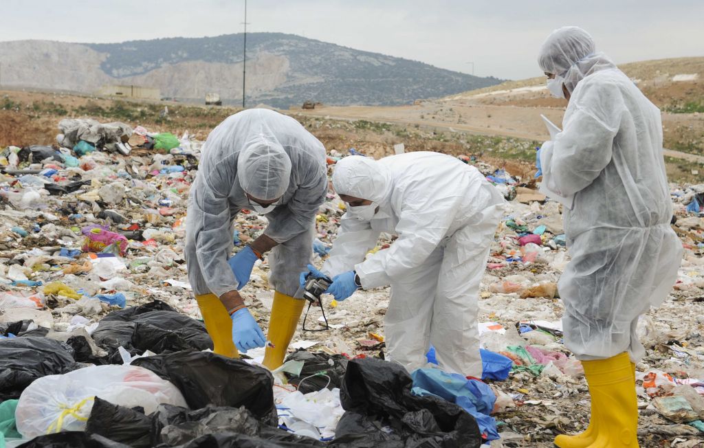 Σγουρός στη Δούρου: «Διαχείριση αποριμμάτων αλα καρτ δεν γίνεται»