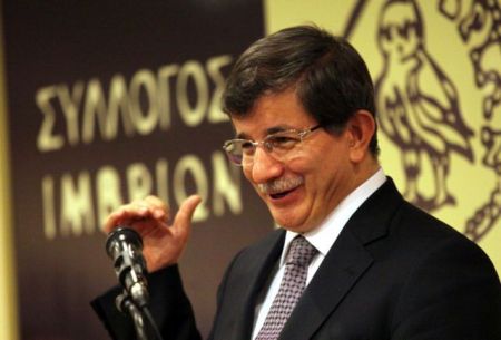 Αχμέτ Νταβούτογλου για πρωθυπουργό θέλει ο Ρετζέπ Ταγίπ Ερντογάν