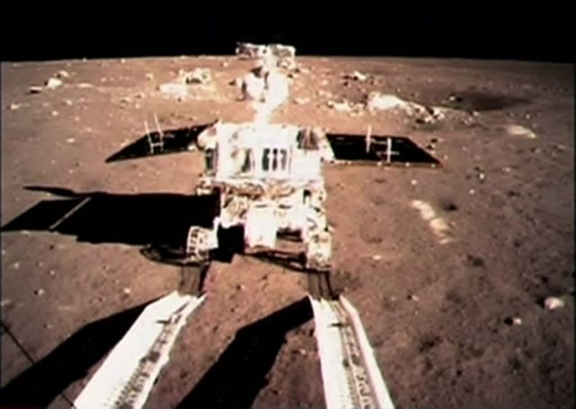 Πρώτες εικόνες από την κινεζική αποστολή στη Σελήνη