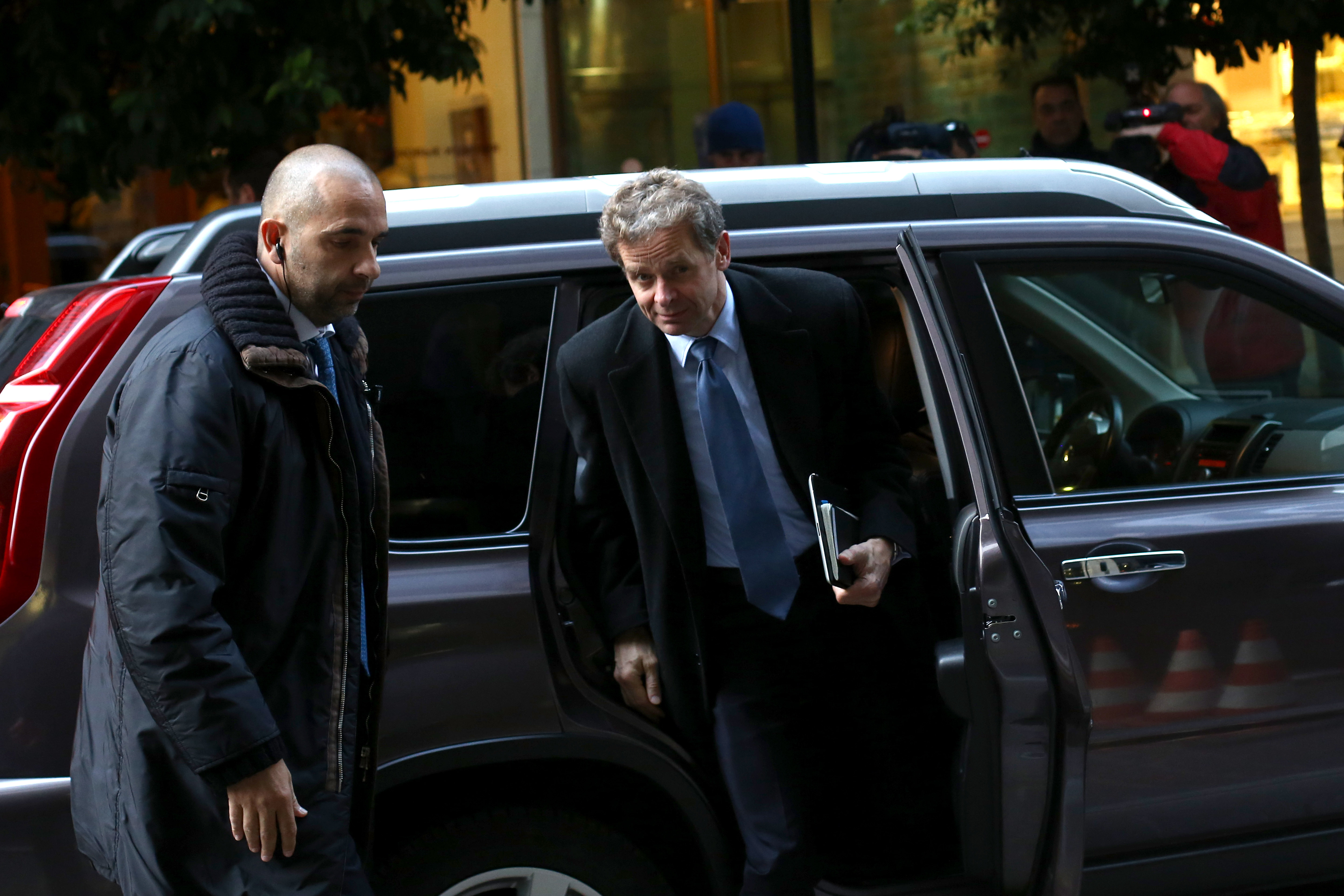 Deutsche Welle: Απορρίπτει τη διάλυση της Τρόικας η Γερμανία, αλλά…