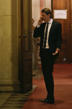 Αυστριακός ΥΠΕΞ: Κατανοητή η στάση της Ελλάδας, αλλά…