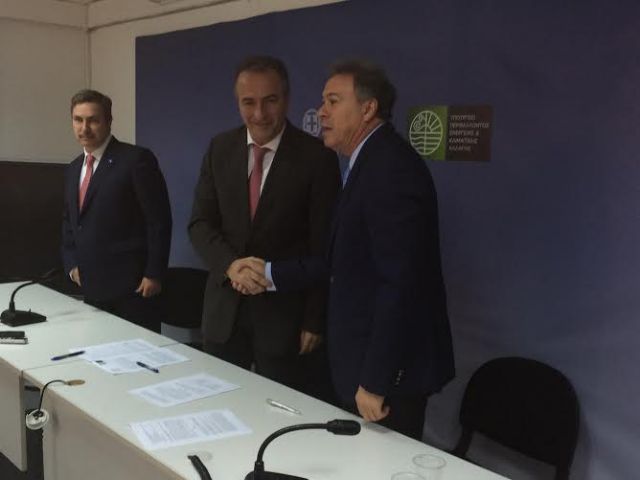 Συνεργασία ΥΠΕΚΑ – Περιφέρειας Αττικής για την ανάπλαση της Πανεπιστημίου