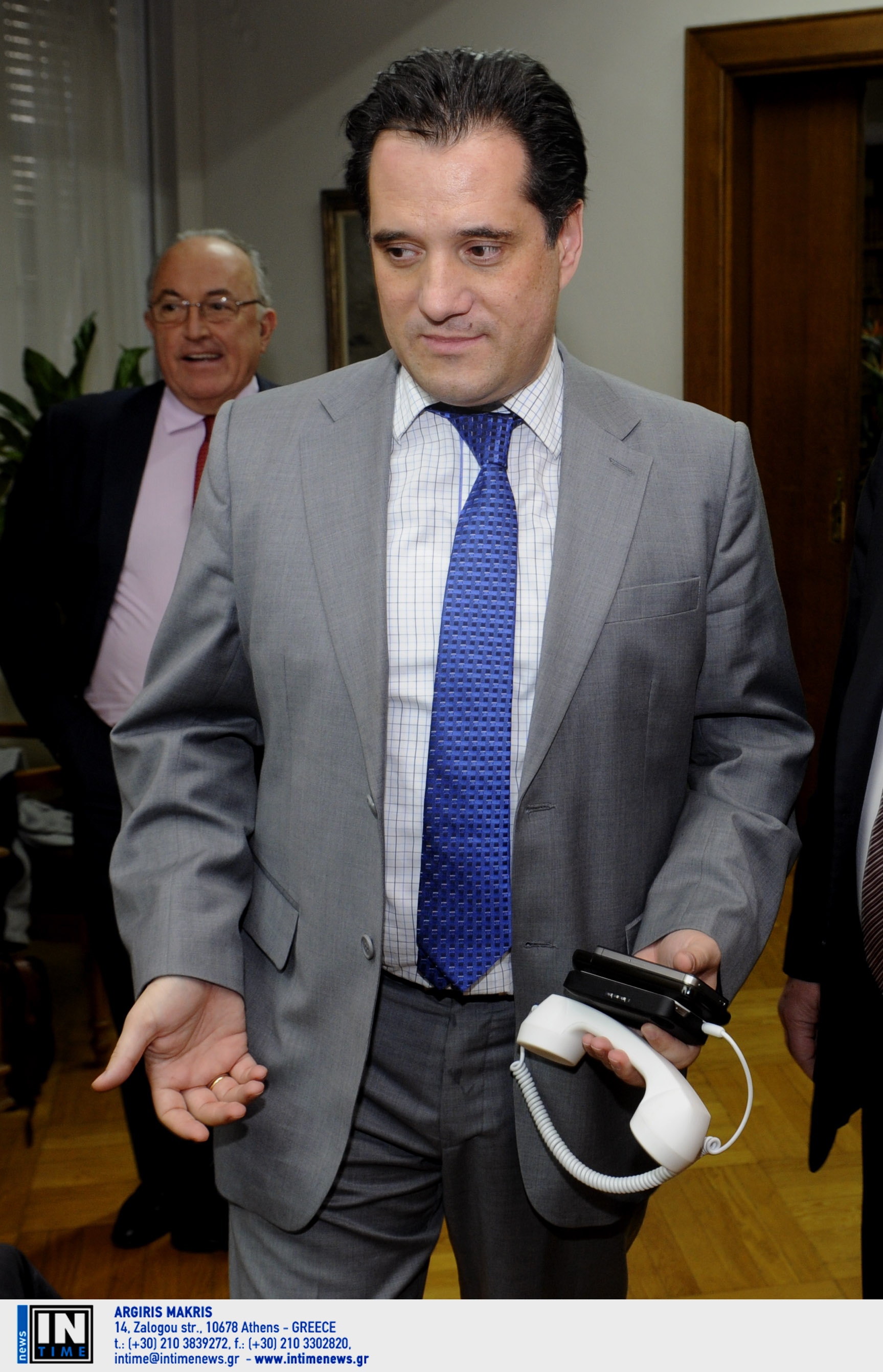 Γεωργιάδης: Με πιο κριτήριο βιώνουν οι καθαρίστριες μεγαλύτερο δράμα;