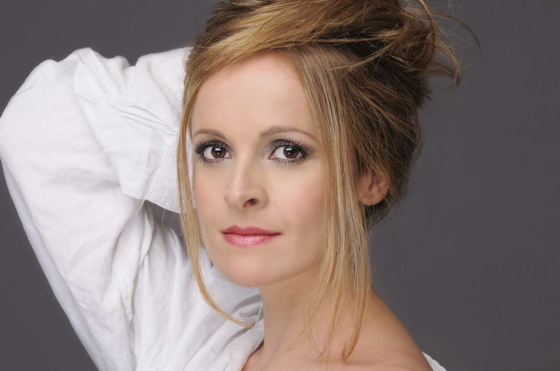 Η Ηρώ Σαΐα «Αυτοπροσώπως» στον Νίκο Θρασυβούλου