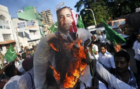 Ενταση στις σχέσεις Ινδίας – ΗΠΑ μετά τη σύλληψη διπλωμάτη