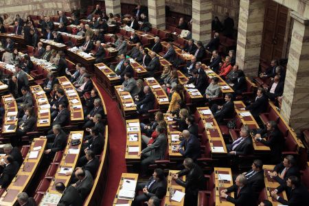 Επιεικέστερη μεταχείριση για όσους γυρίζουν πίσω τα κλεμμένα