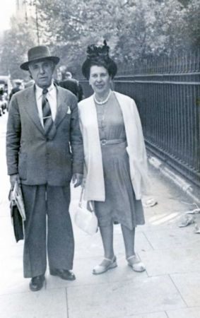 Καζαντζάκης καλεί Αγγελάκη